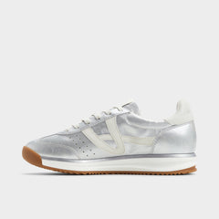 Aldo | Stepcount Silver Women's Low top sneakers - Jogger sneaker, Jogger sole