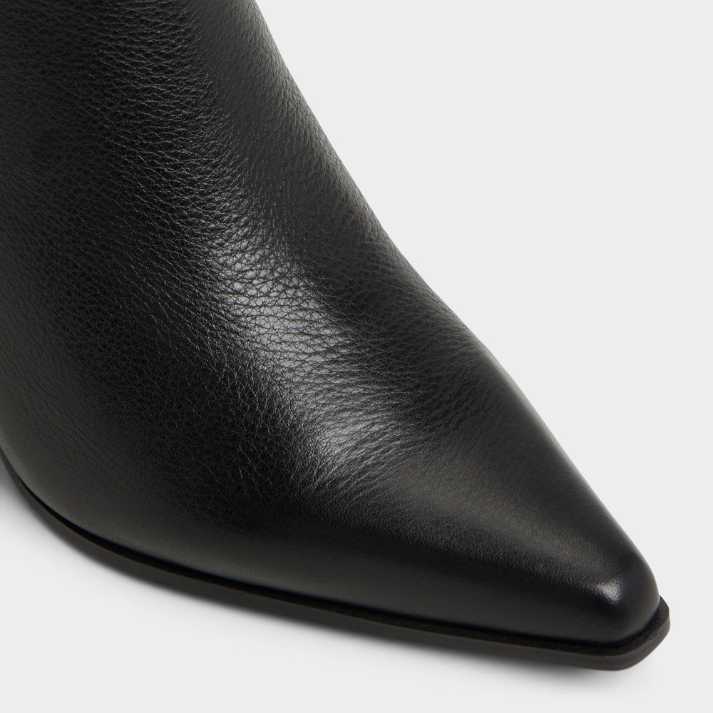 Aldo | Shanah in Black - Ankle boot, Block heel