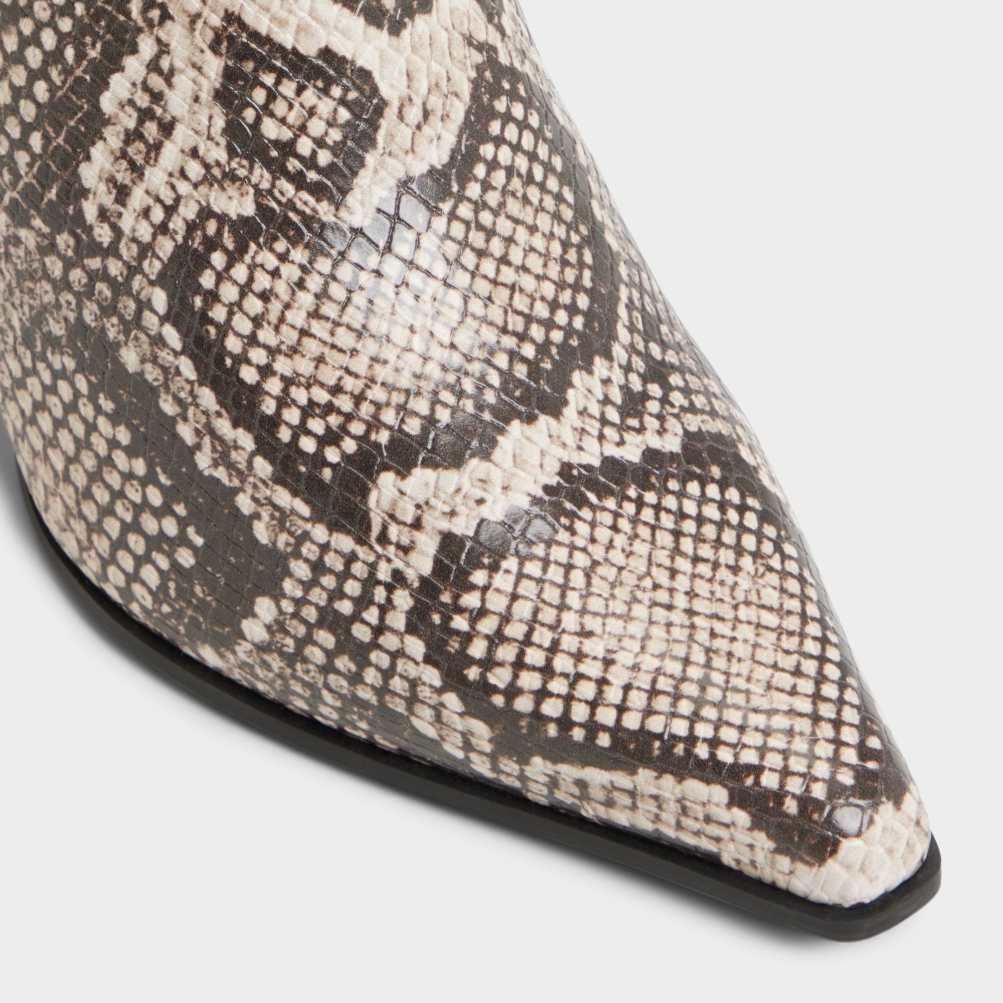 Aldo | Shanah in Open Brown - Ankle boot, Block heel