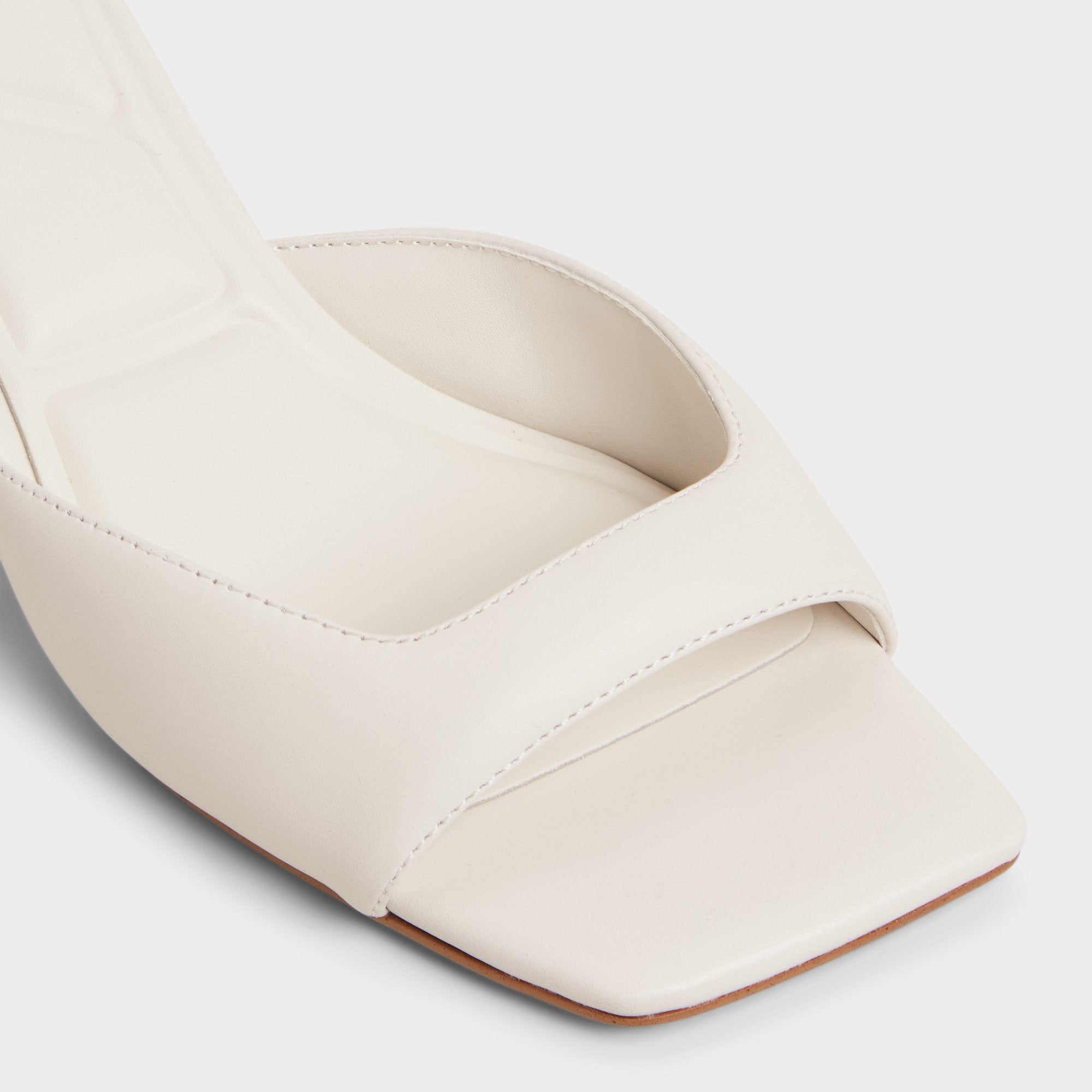Aldo | Aneky in White Bone - Heeled mule, Block heel