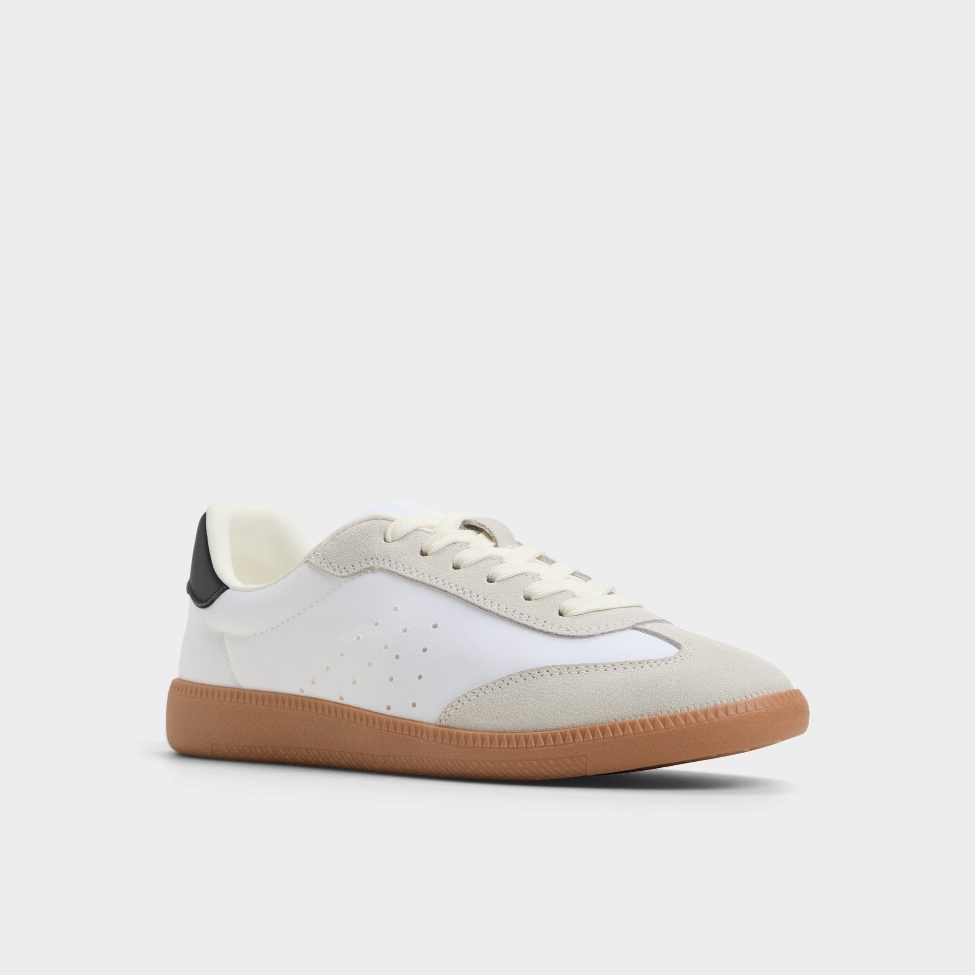 Aldo | Clubstyle White/Black Women's Low top sneakers - Jogger sneaker, Jogger sole