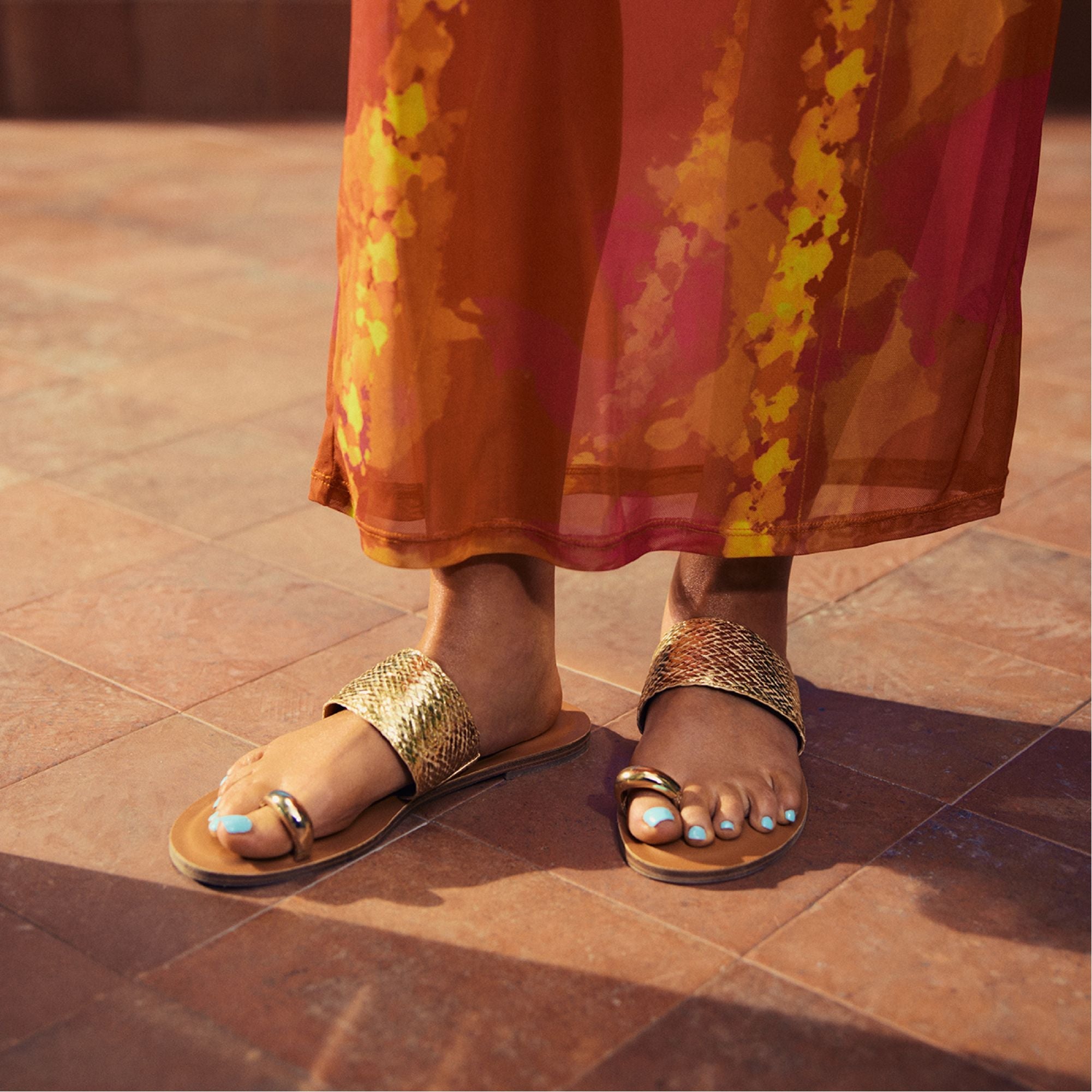 Aldo | Beachwalk Gold Women's Iridescent metallics - Slide sandal