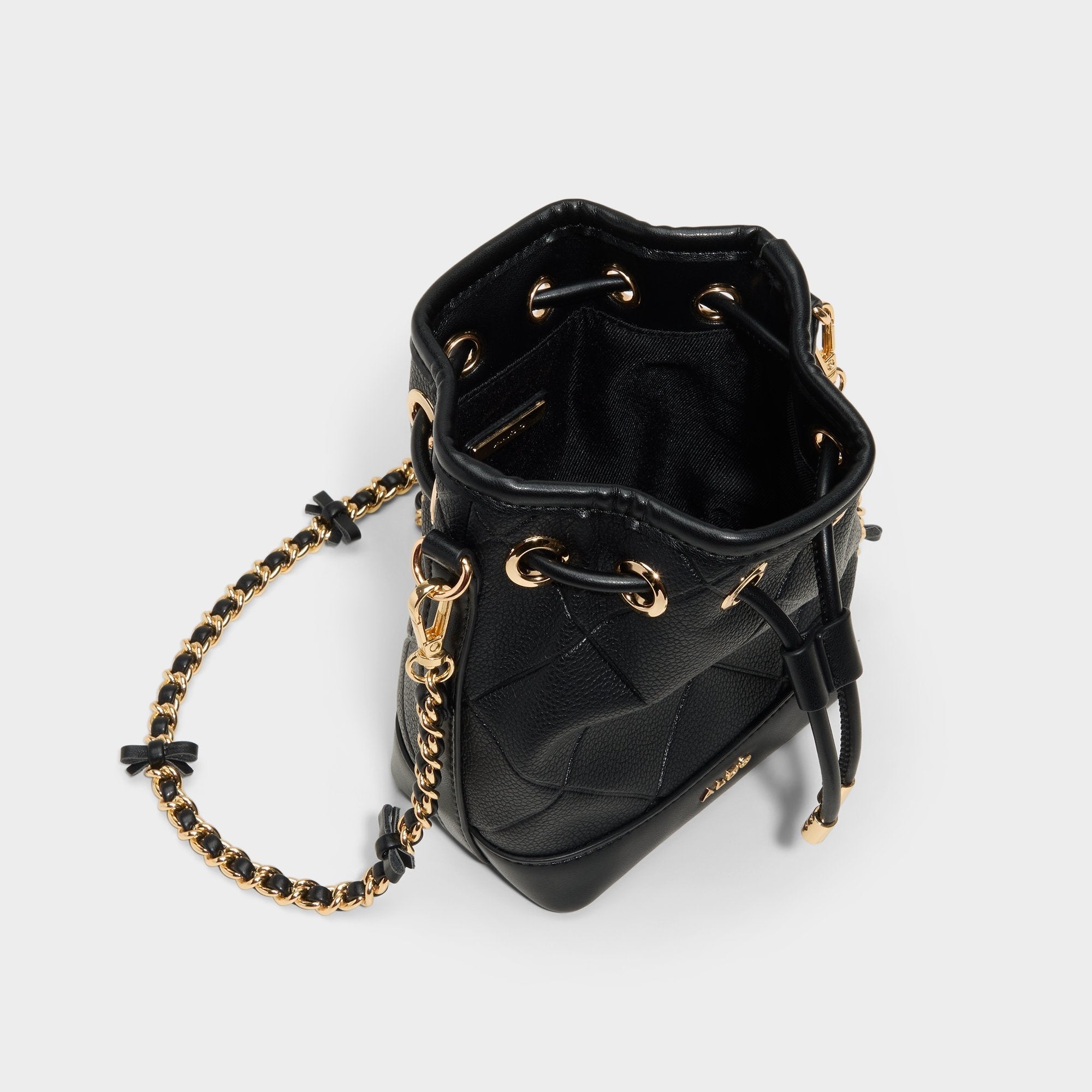 Aldo | Elynnaa in Black - Bucket bag